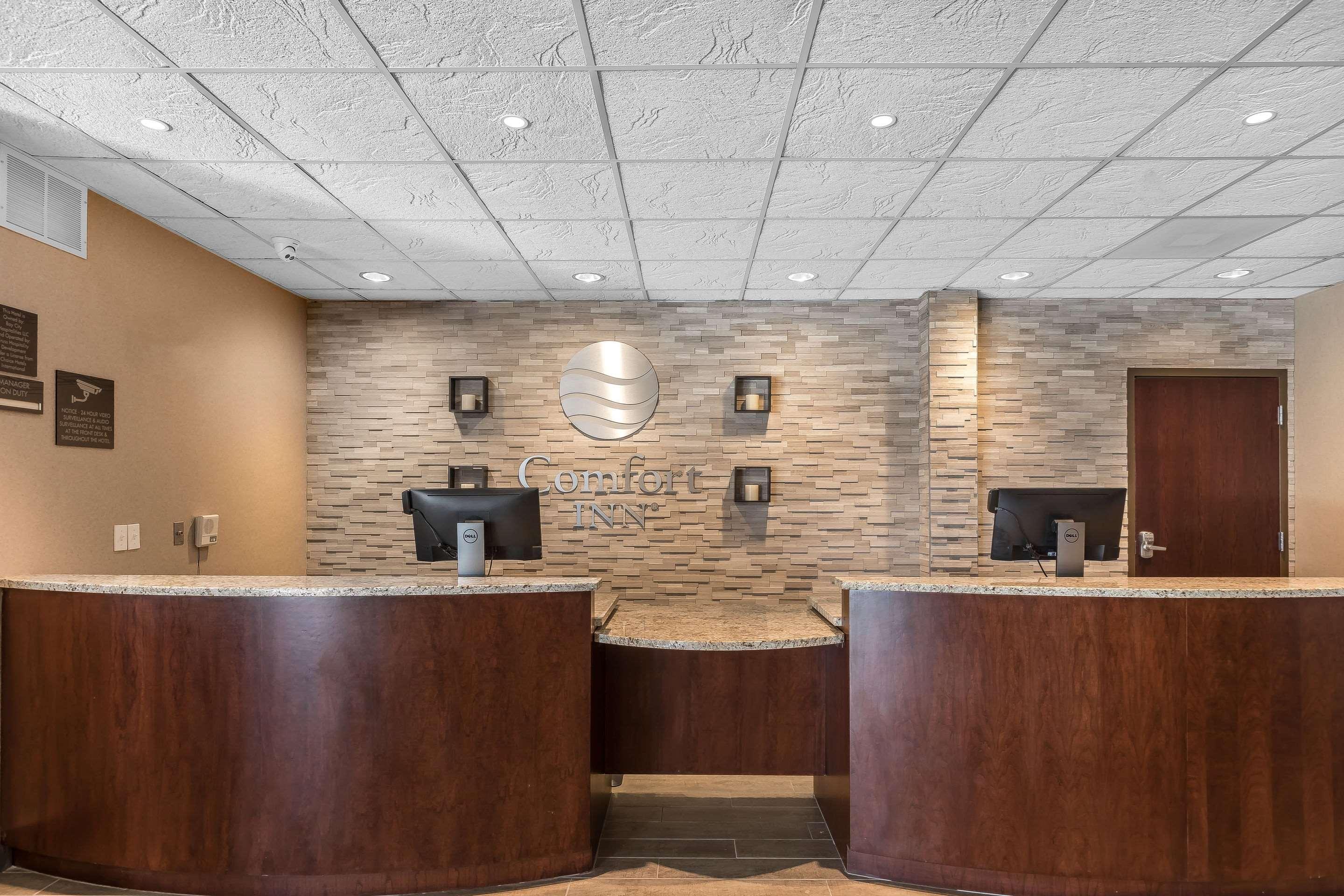 Comfort Inn Bay City - Riverfront Exterior photo