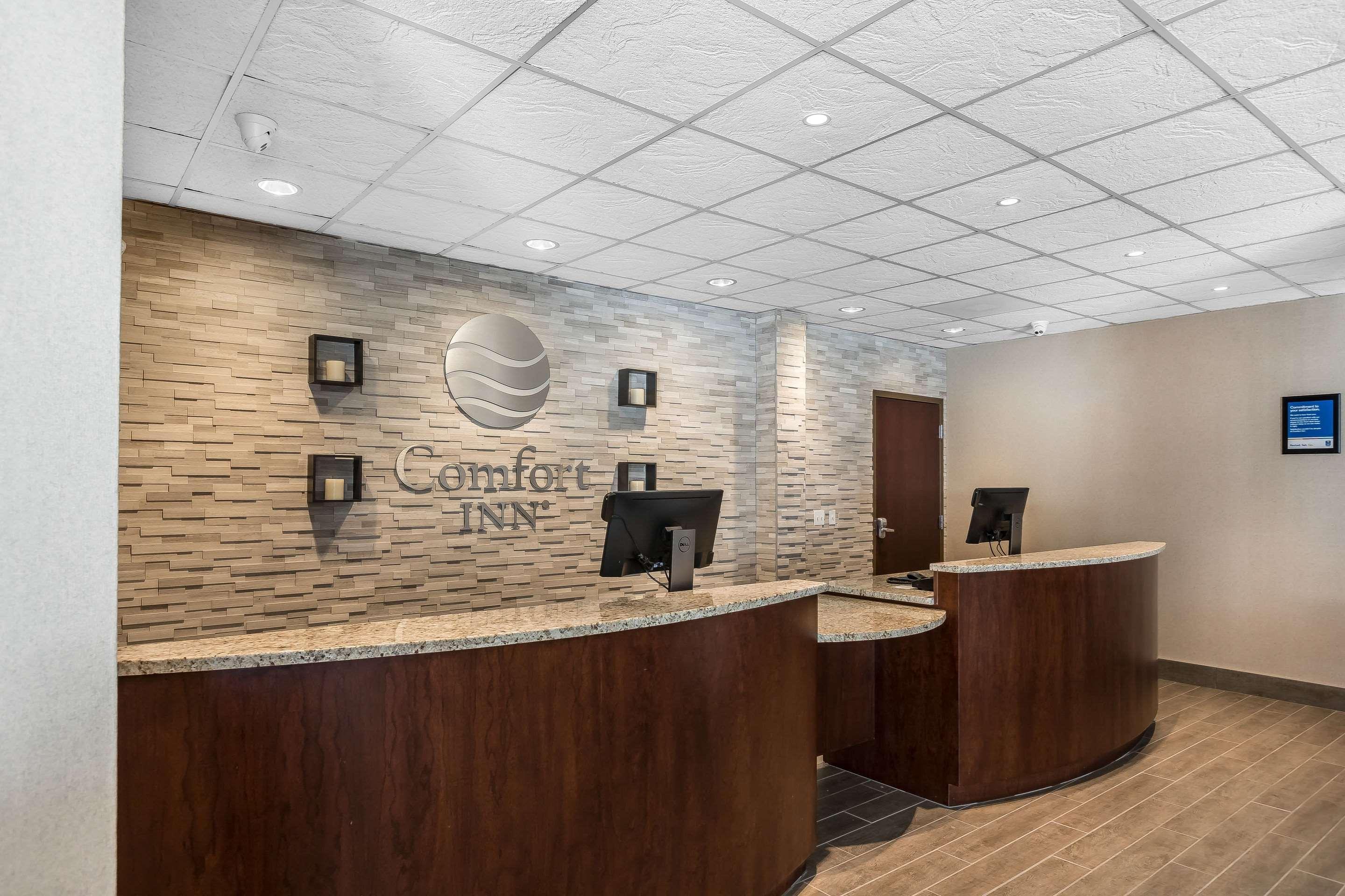 Comfort Inn Bay City - Riverfront Exterior photo