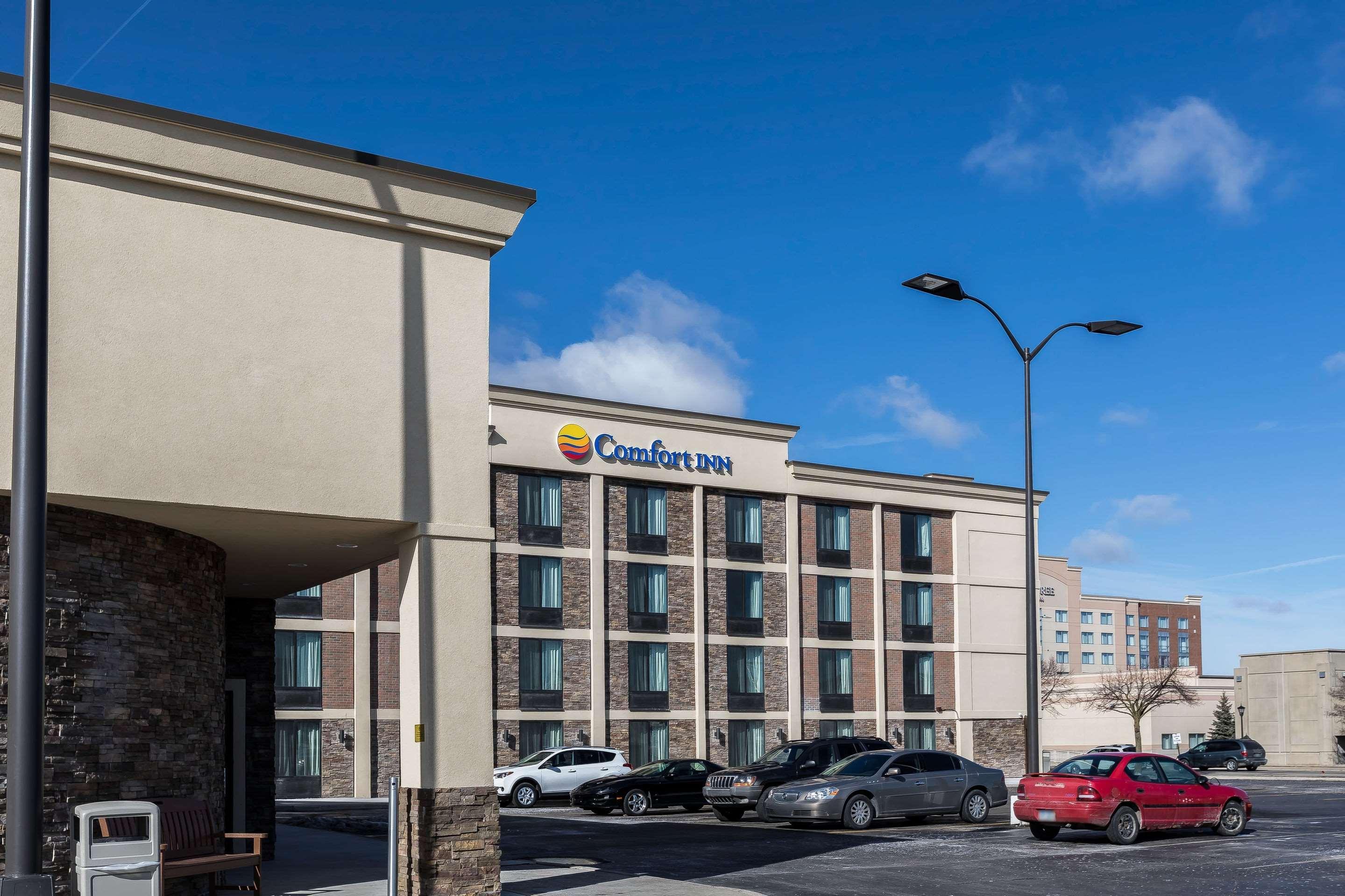 Comfort Inn Bay City - Riverfront Exterior photo