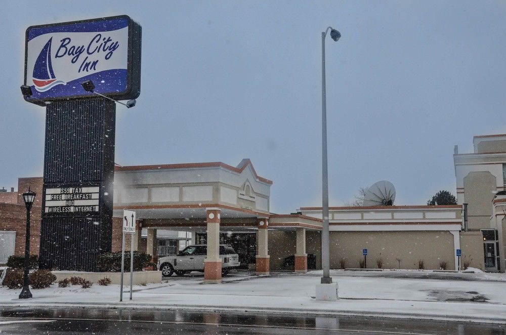Comfort Inn Bay City - Riverfront Exterior photo